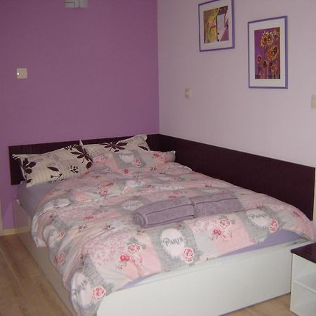 Rose Valley Guest House คาซานลัก ภายนอก รูปภาพ