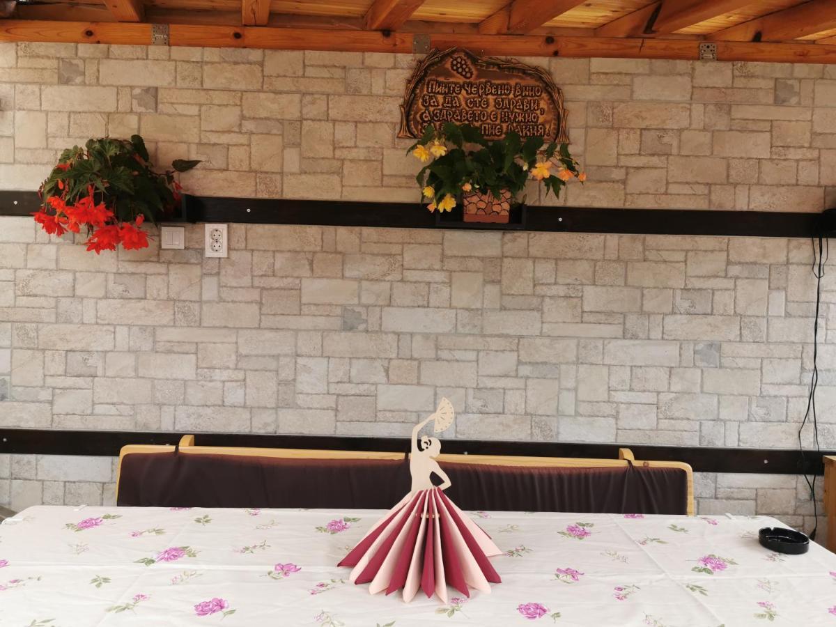Rose Valley Guest House คาซานลัก ภายนอก รูปภาพ