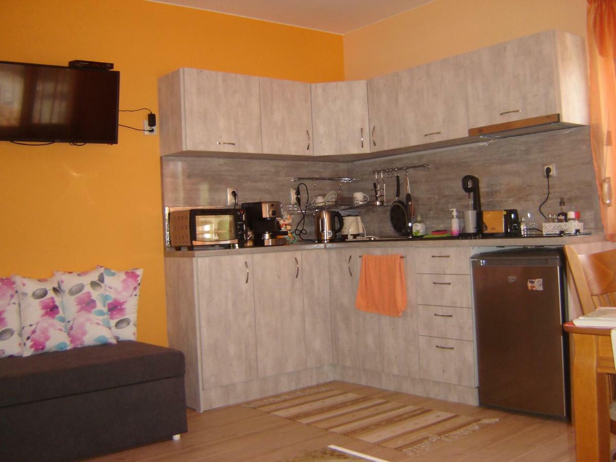 Rose Valley Guest House คาซานลัก ภายนอก รูปภาพ